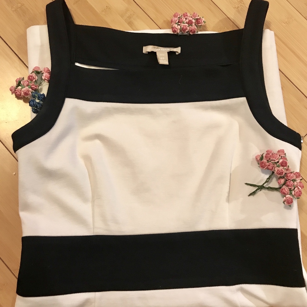 Black/White Mad men Banana Republic Dress